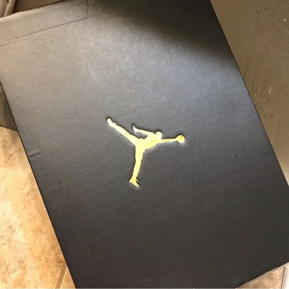 👟Air Jordan 1 Retro 30th Anniversary Laser Sneakers